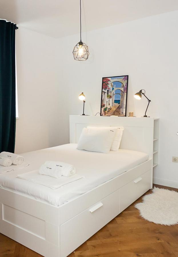 The Residential 1-bd With An Outdoor Thermal Pool Apartment